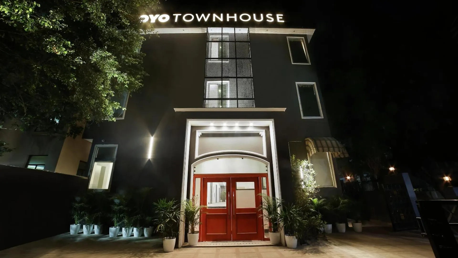 Hotel O Mapple Inn Gurgaon